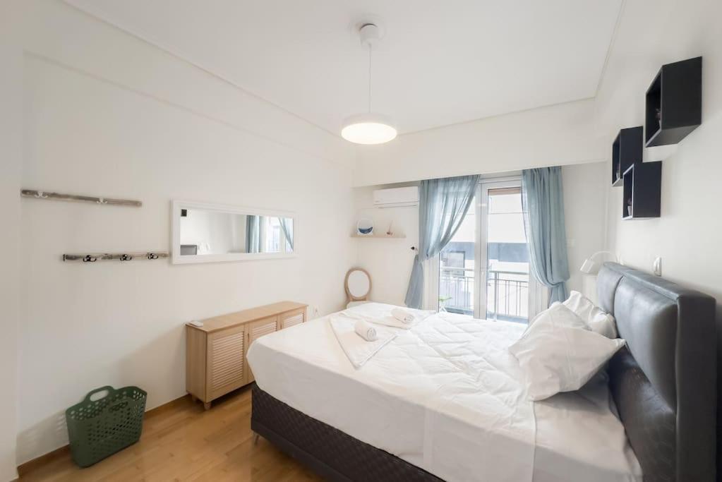 Spacious Urban Apt In The Heart Of Αθήνα Εξωτερικό φωτογραφία